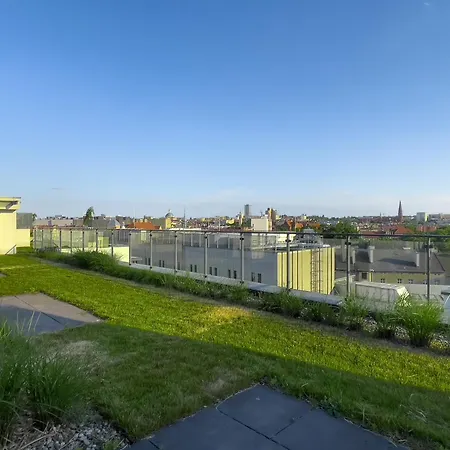 Urban Apartments Opolska 10 No 67B - Rooftop Garden - Free Garage *